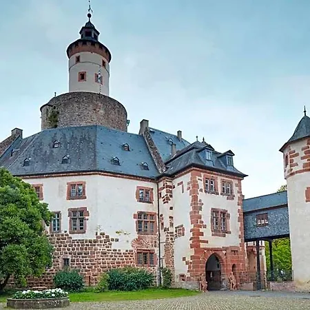 מלון Schloss 3*